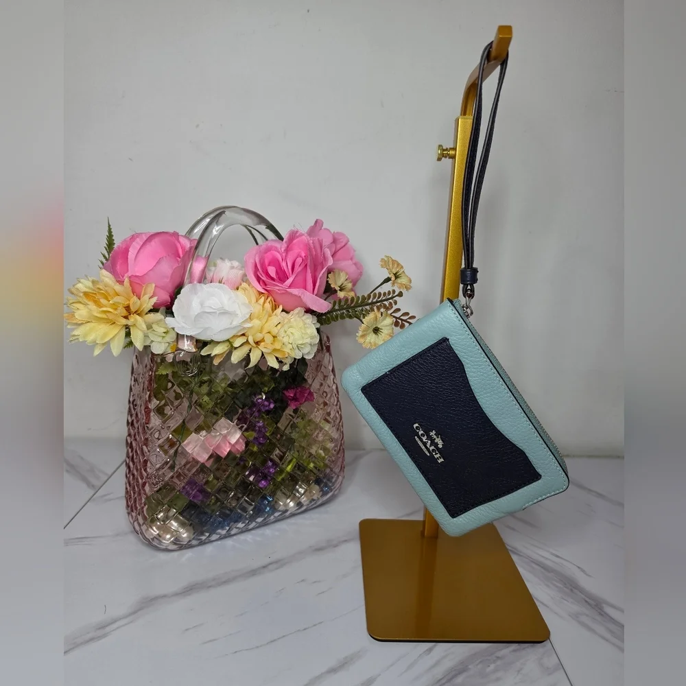 Coach | Blue Wristlet